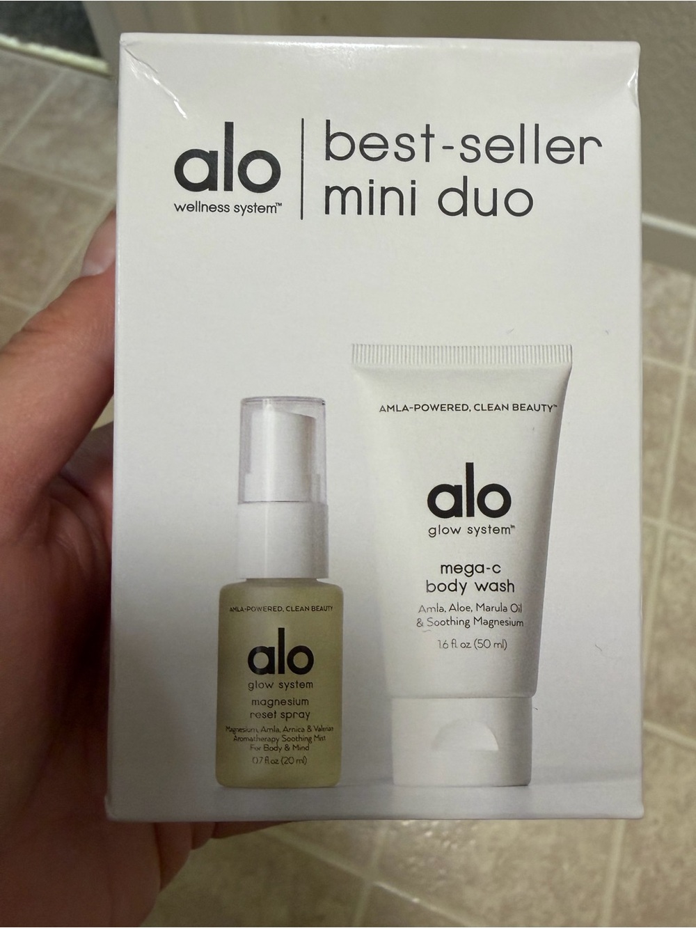 ALO Yoga glow system Best-Seller Mini Duo — White
